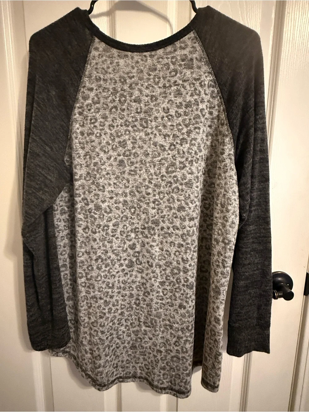 Torrid Super Soft Plush Leopard Raglan Tunic Top Size 0 L